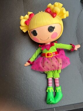 Lalaloopsy Holly Sleighbells doll